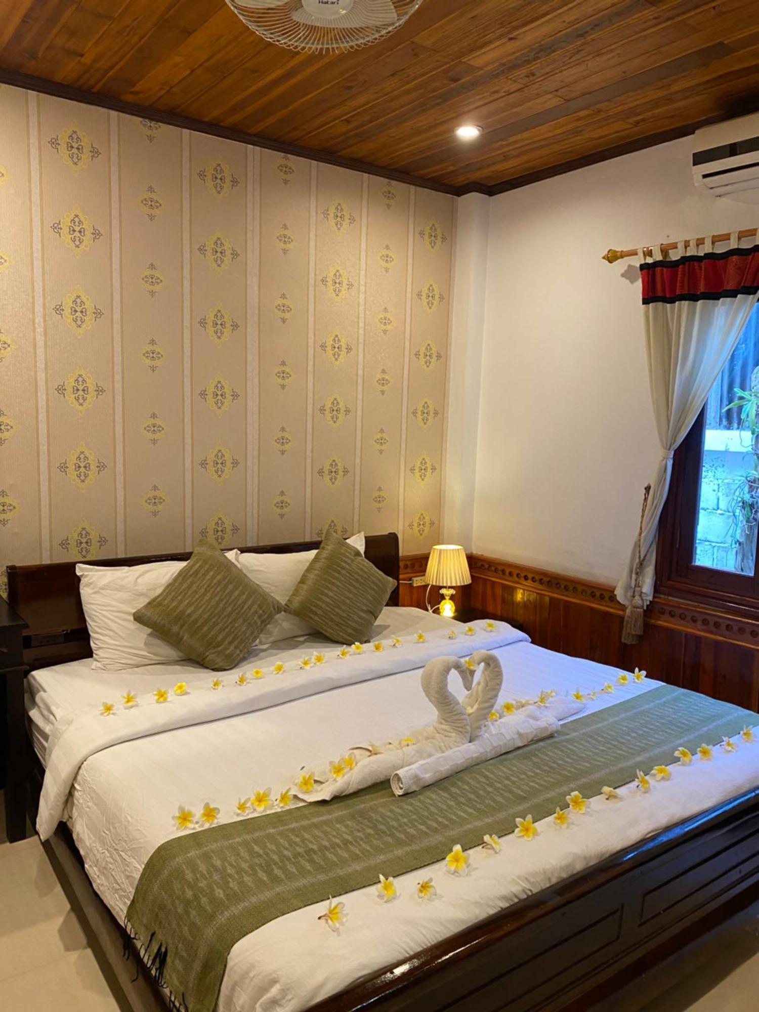 Golden Lotus Place Luang Prabang Luaran gambar