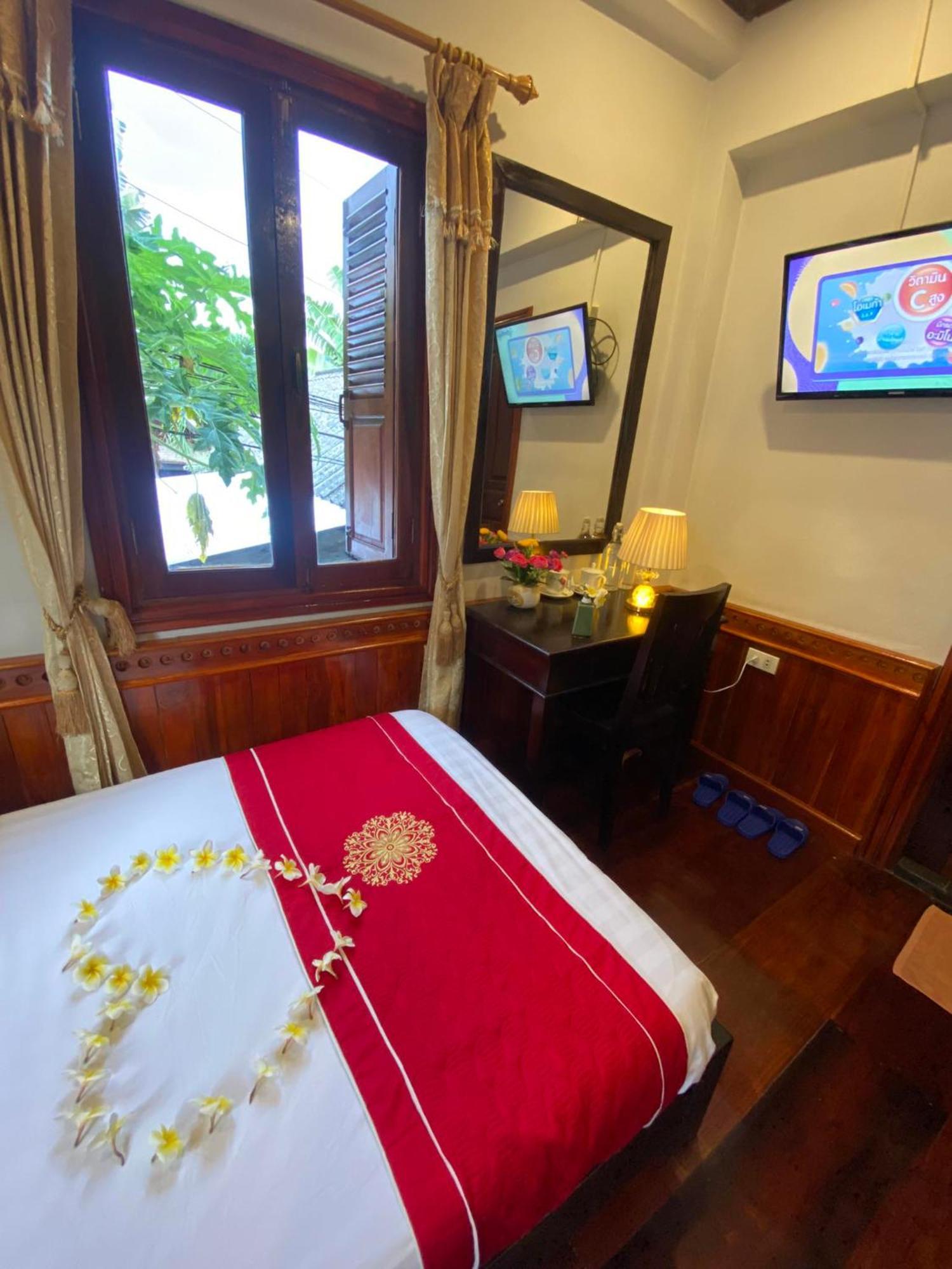 Golden Lotus Place Luang Prabang Luaran gambar