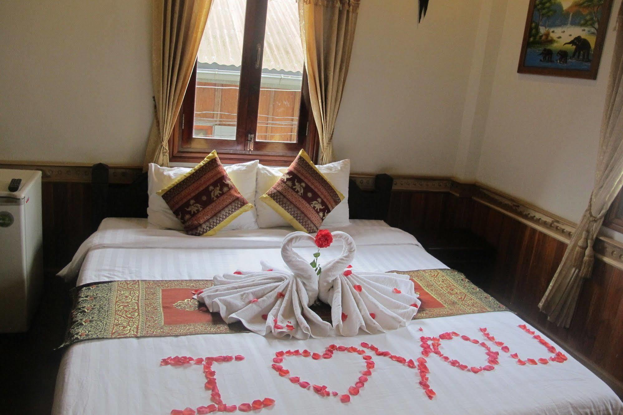Golden Lotus Place Luang Prabang Luaran gambar