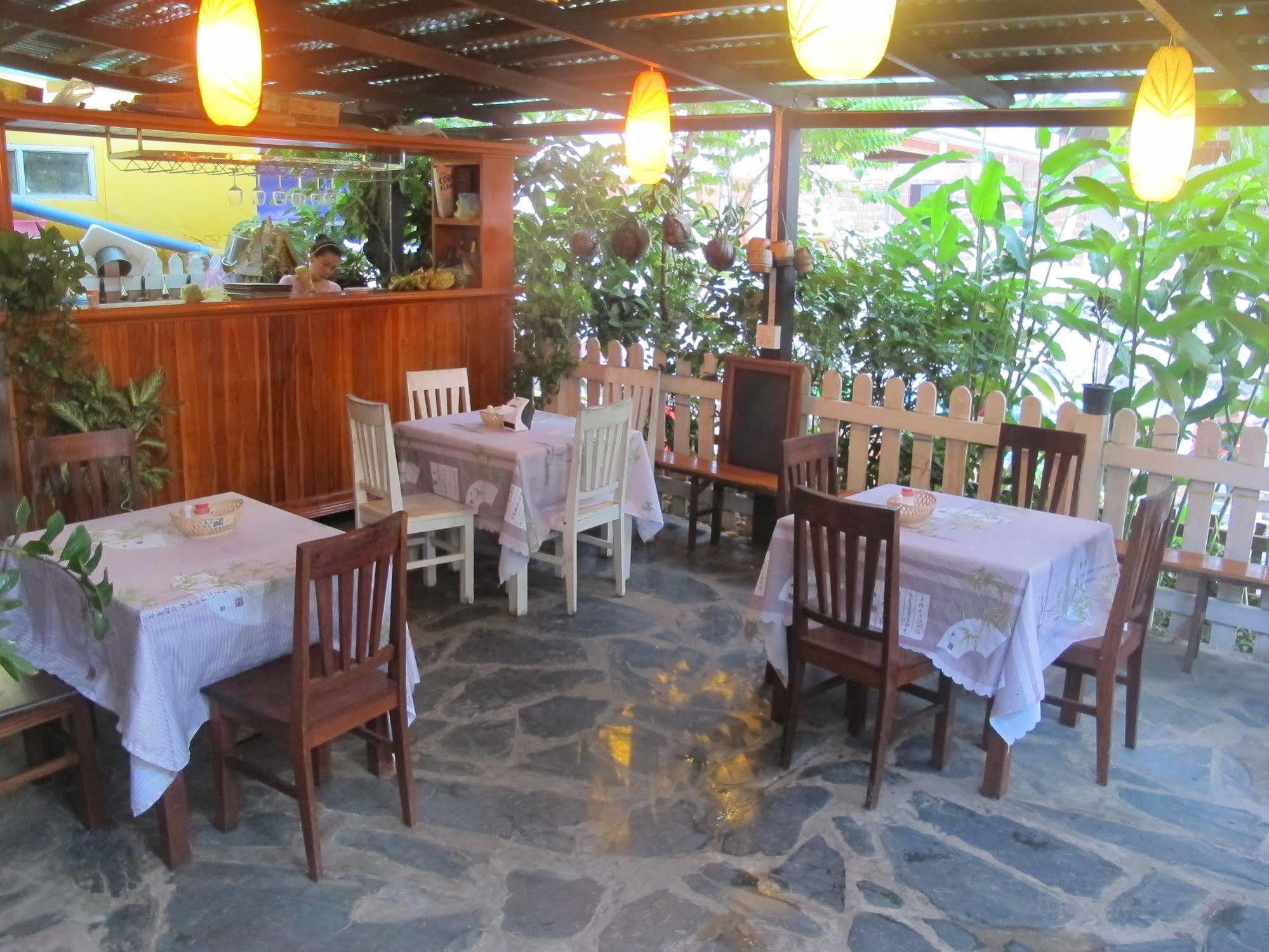 Golden Lotus Place Luang Prabang Luaran gambar
