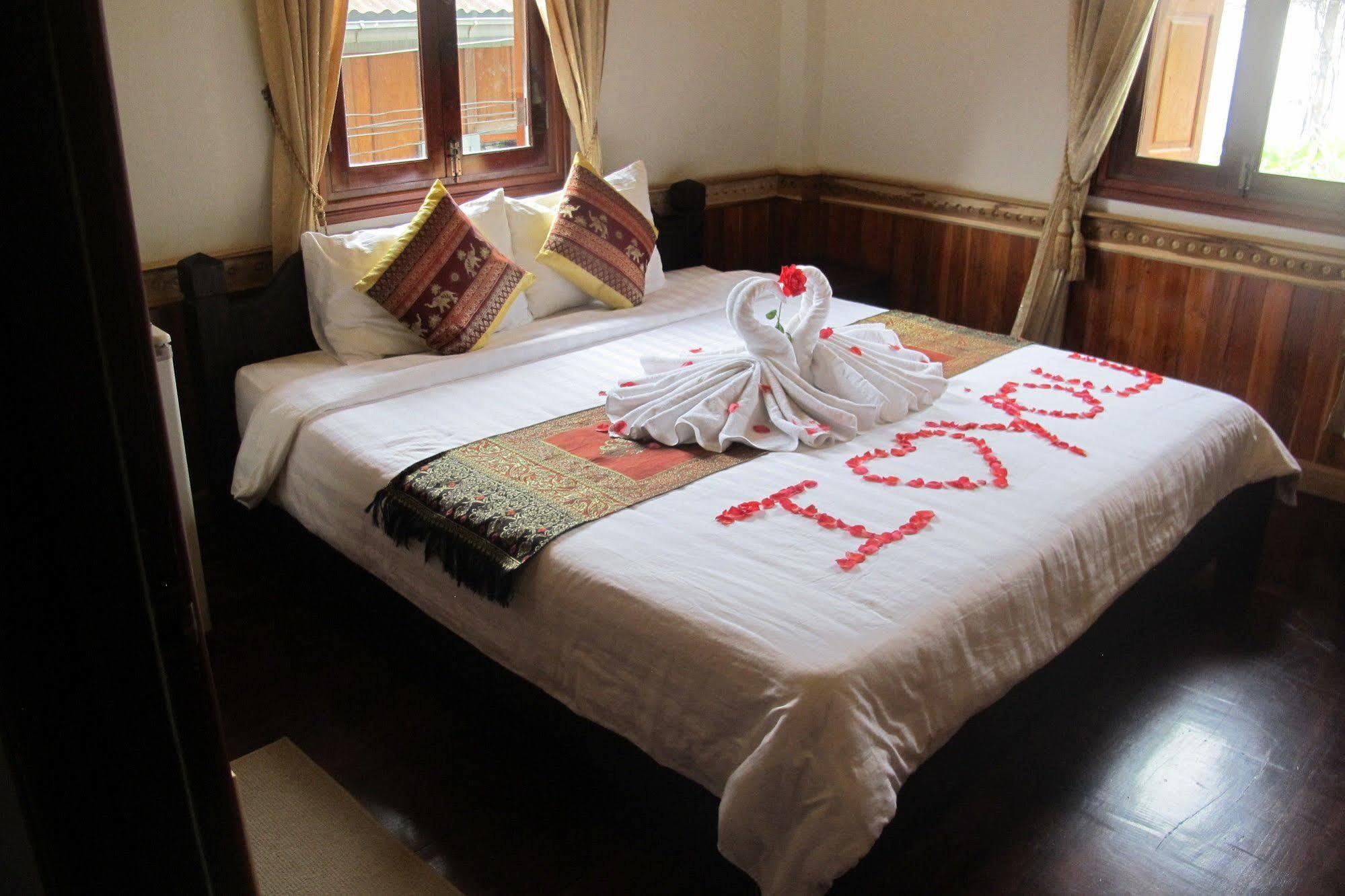 Golden Lotus Place Luang Prabang Luaran gambar