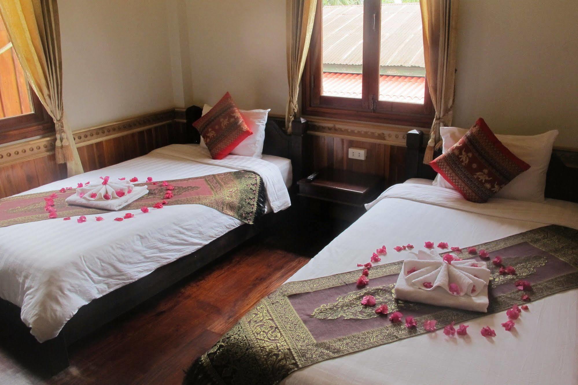 Golden Lotus Place Luang Prabang Luaran gambar